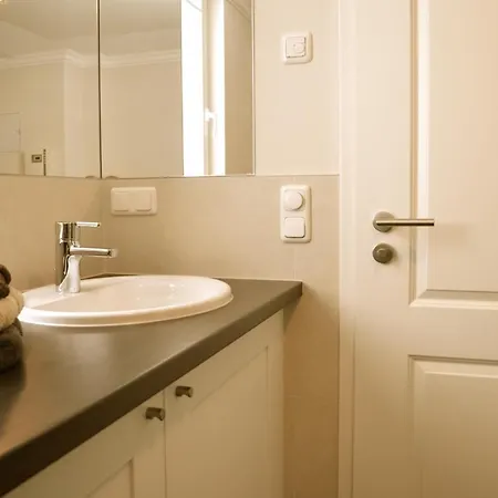 Strandloft * بابي